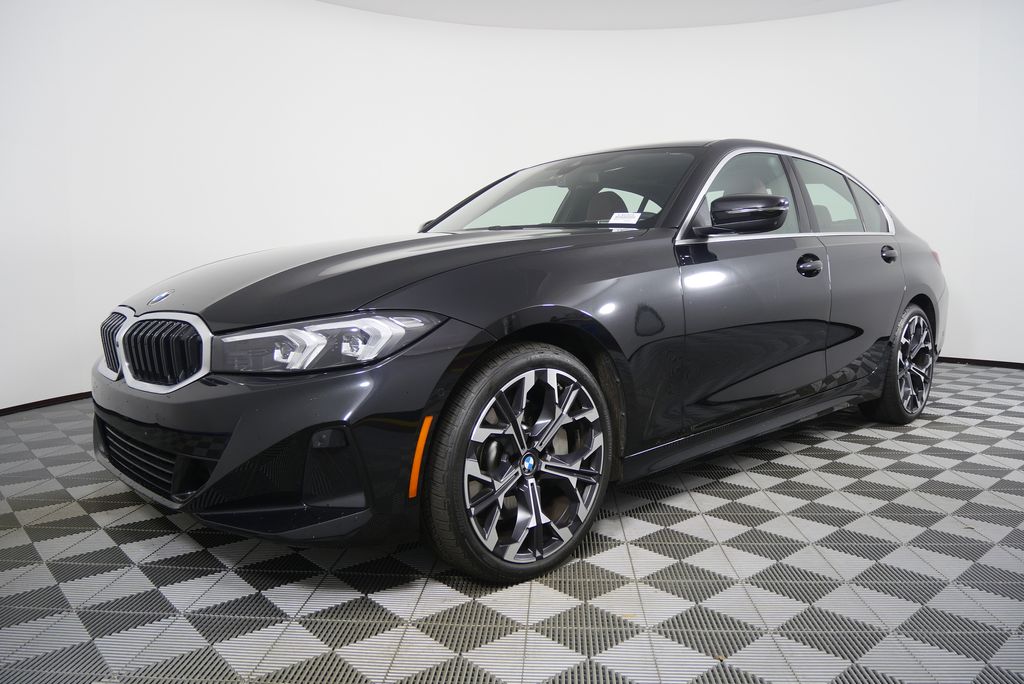 Thumbnail: 2025 BMW 3 Series - 8