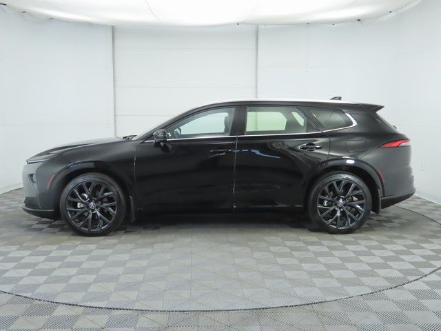 Thumbnail: 2025 Toyota Crown Signia - 8