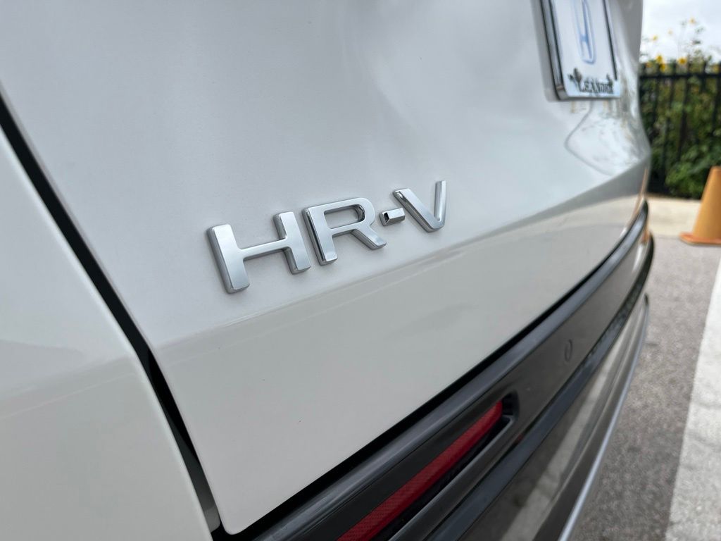 Thumbnail: 2026 Honda HR-V - 8