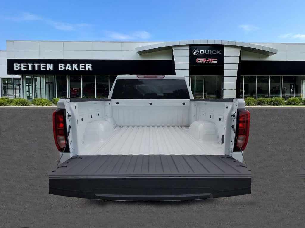 2023 GMC Sierra 1500 SLE 6