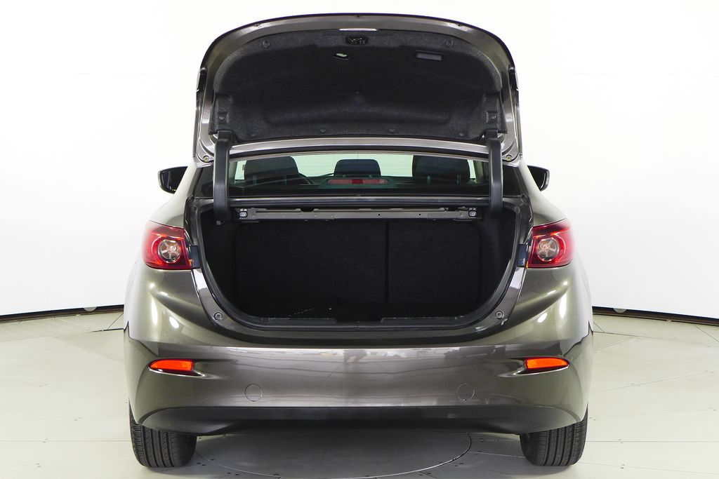Thumbnail: 2016 Mazda Mazda3 - 10