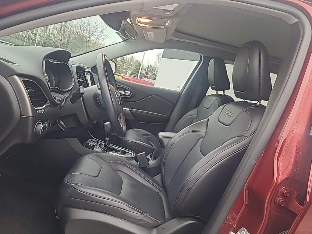 used 2021 Jeep Cherokee car, priced at $24,710