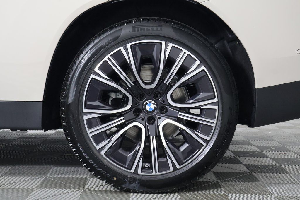 Thumbnail: 2026 BMW X3 - 10