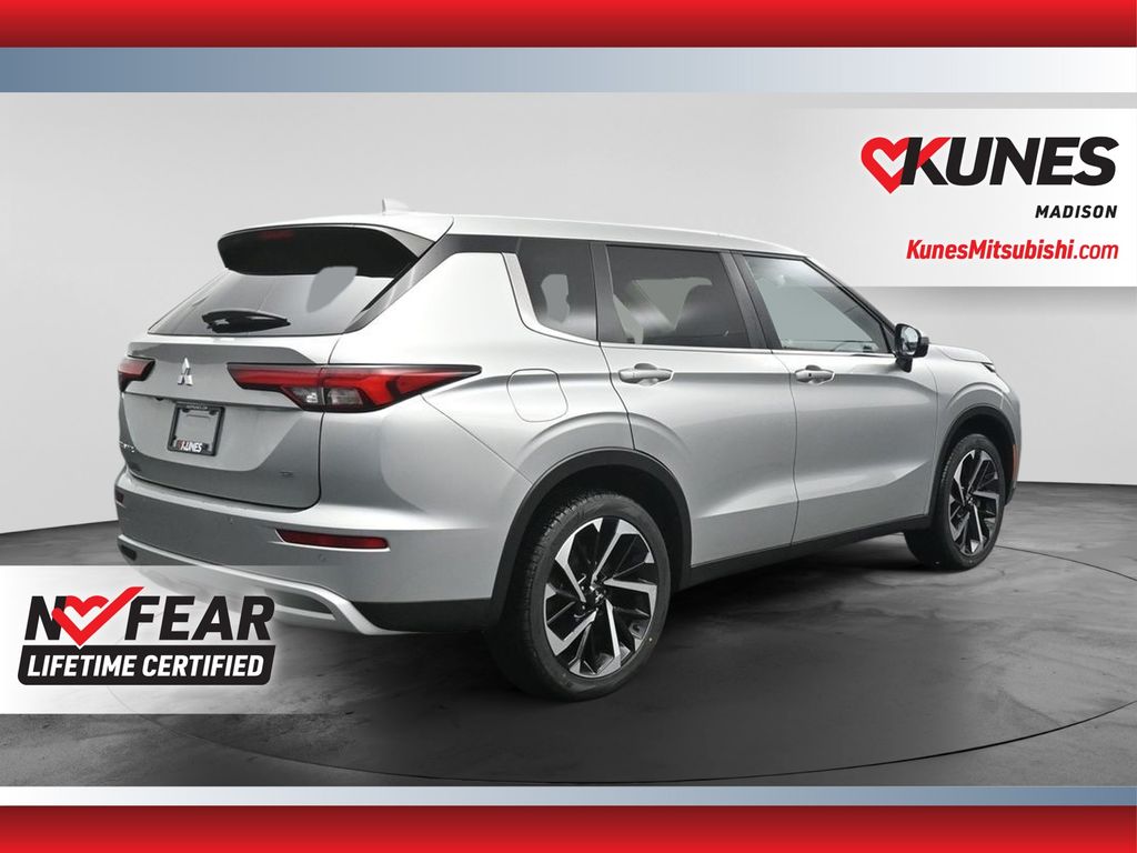 2024 Mitsubishi Outlander SE S-AWC