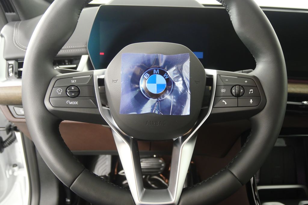 2025 BMW X1 xDrive28i 18