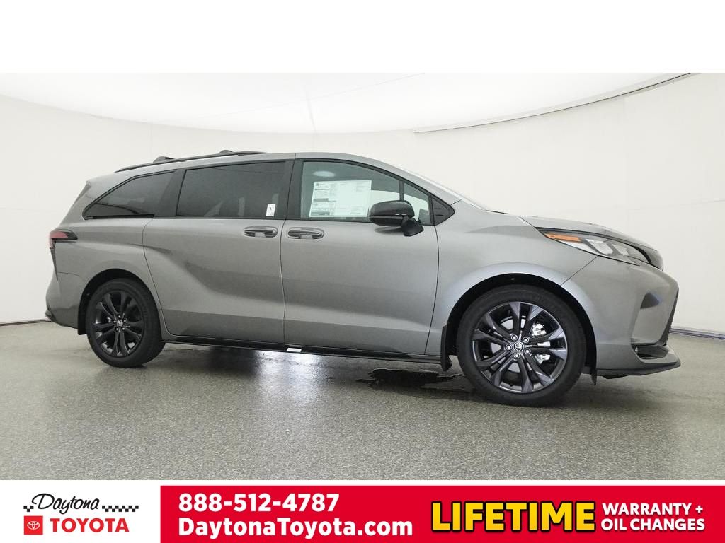 New 2026 Toyota Sienna Van