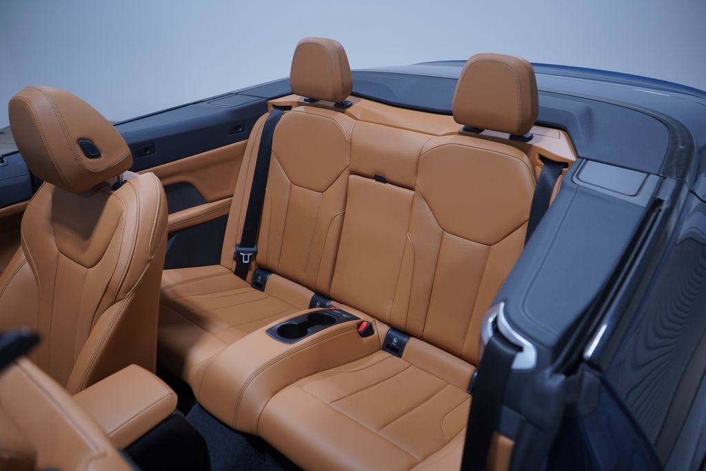 Thumbnail: 2024 BMW 4 Series - 12