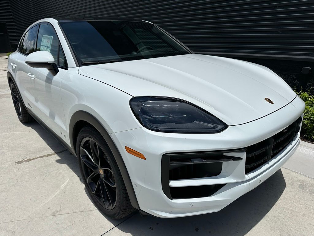 Thumbnail: 2025 Porsche  - 9