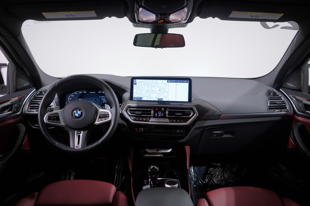 Thumbnail: 2025 BMW X4 - 10