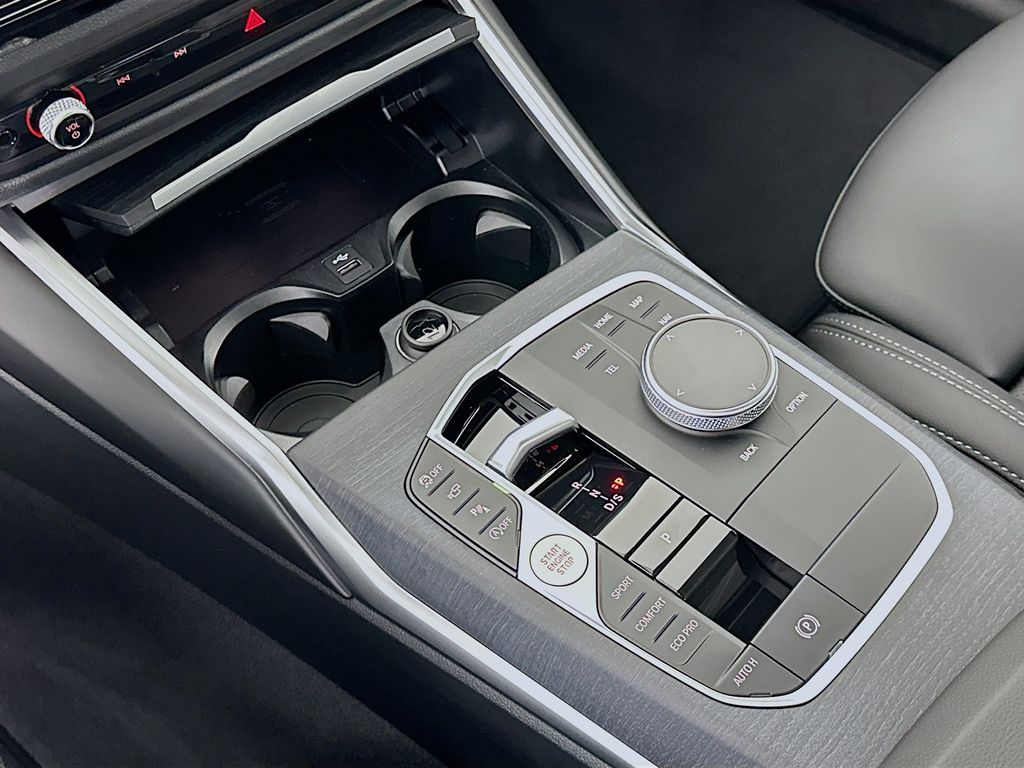 Thumbnail: 2026 BMW 3 Series - 15