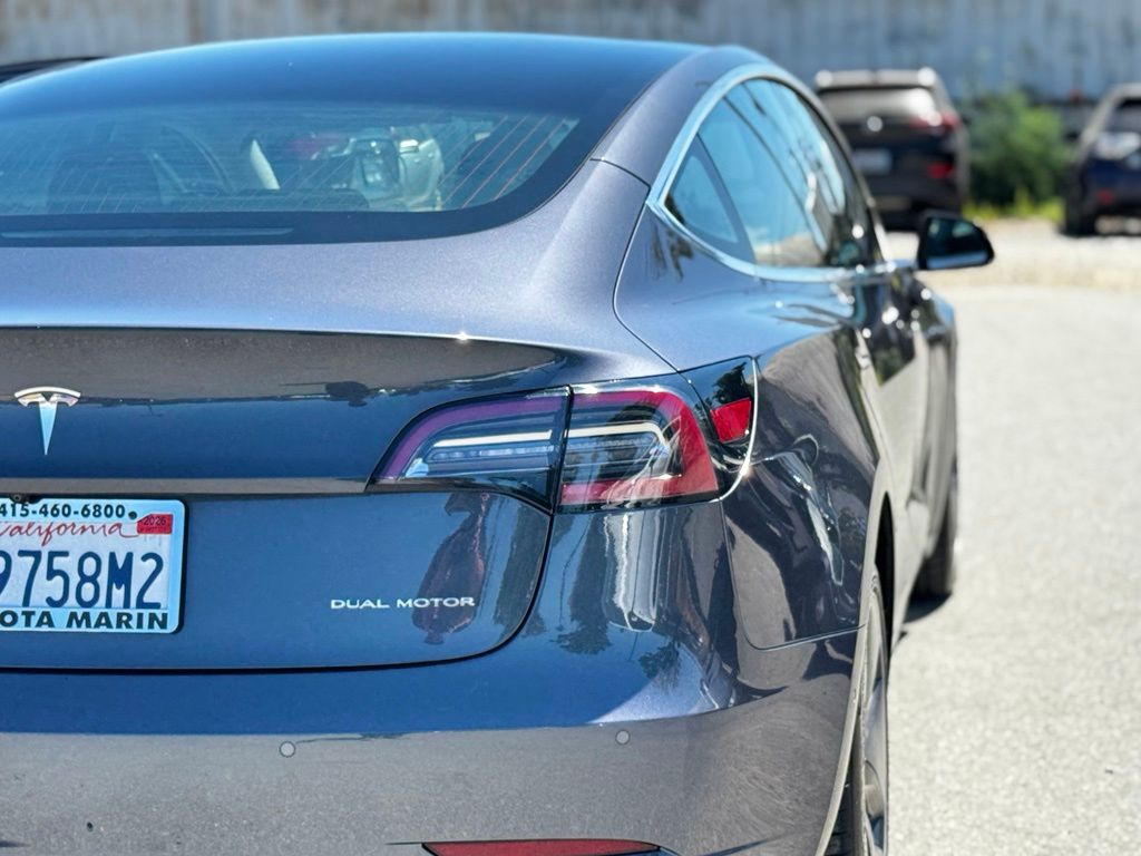 Used 2018 Tesla Model 3 Sedan