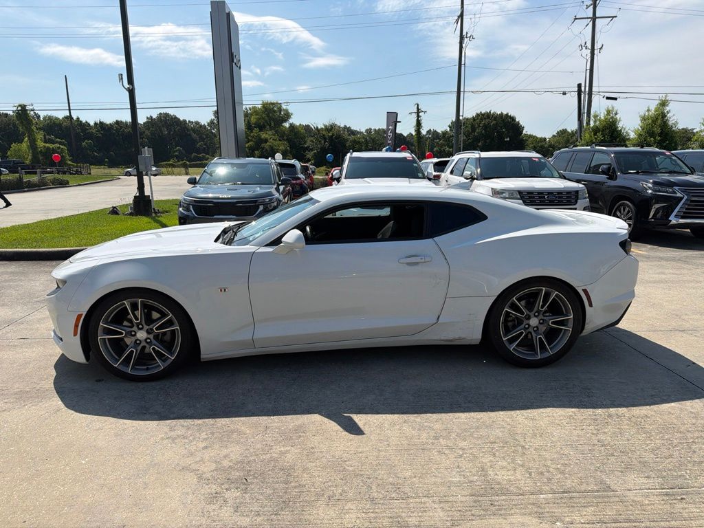 Used 2020 White Chevrolet 1LT image 5