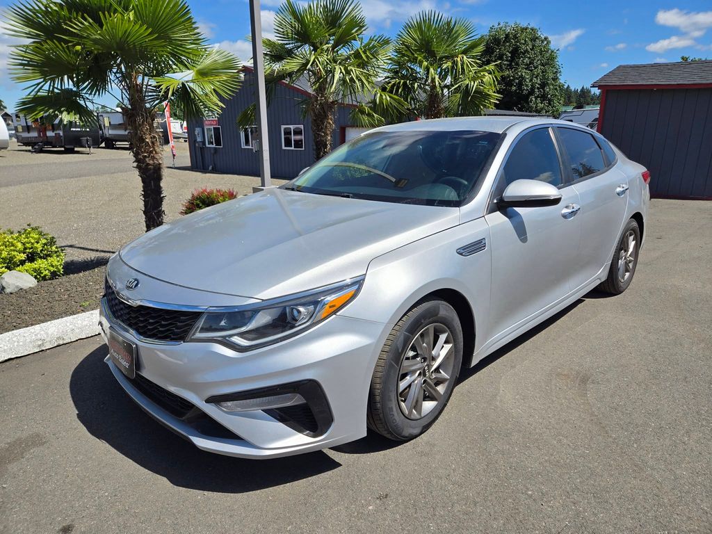Sparkling Silver 2019 Kia Optima Sedan Front-Wheel Drive 6-Speed Automatic