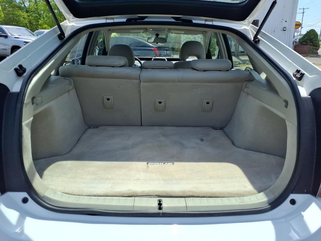 used 2008 Toyota Prius car, priced at $12,900