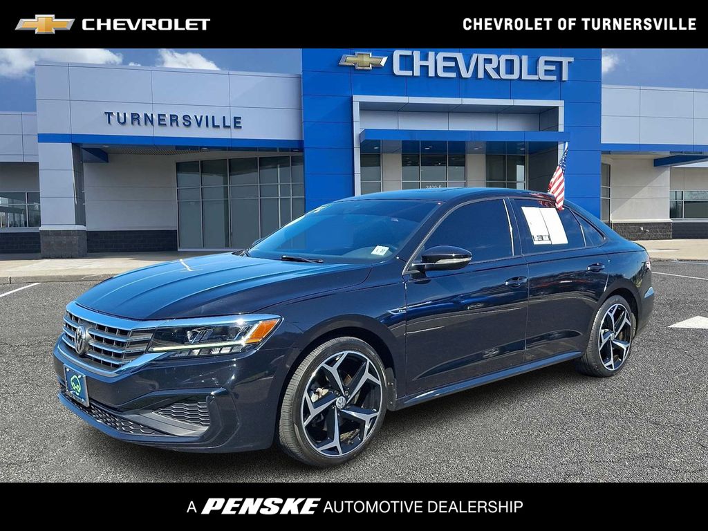 2022 Volkswagen Passat R-Line -
                  Turnersville, NJ