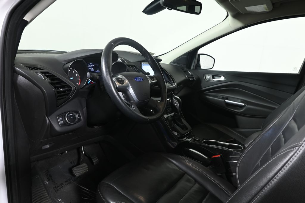 Thumbnail: 2016 Ford Escape - 13