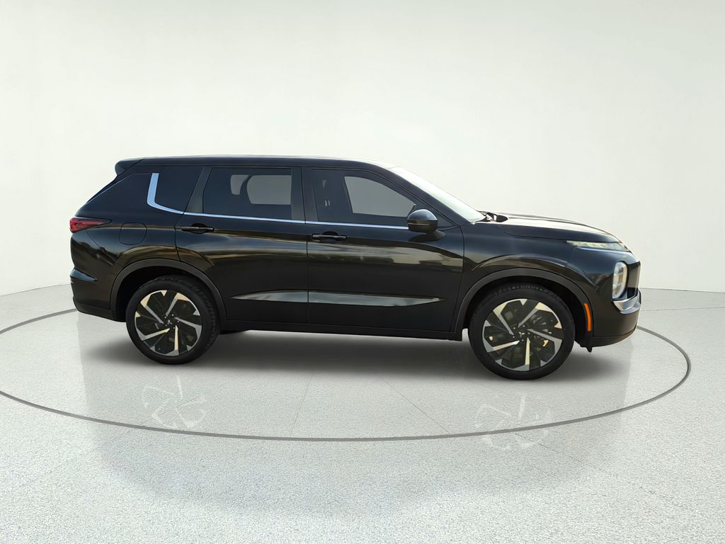2022 Mitsubishi Outlander ES Black at DeMontrond Automotive Group