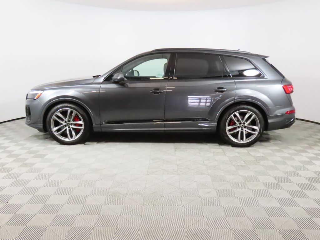 Thumbnail: 2026 Audi Q7 - 2