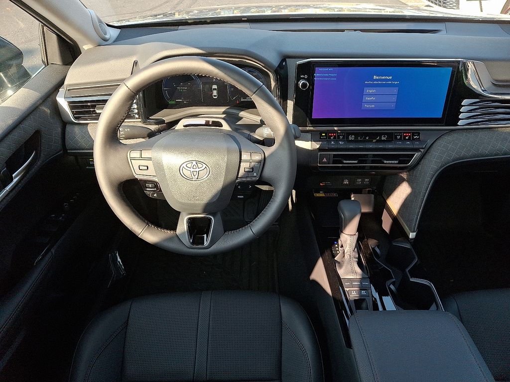 Thumbnail: 2025 Toyota Camry - 12