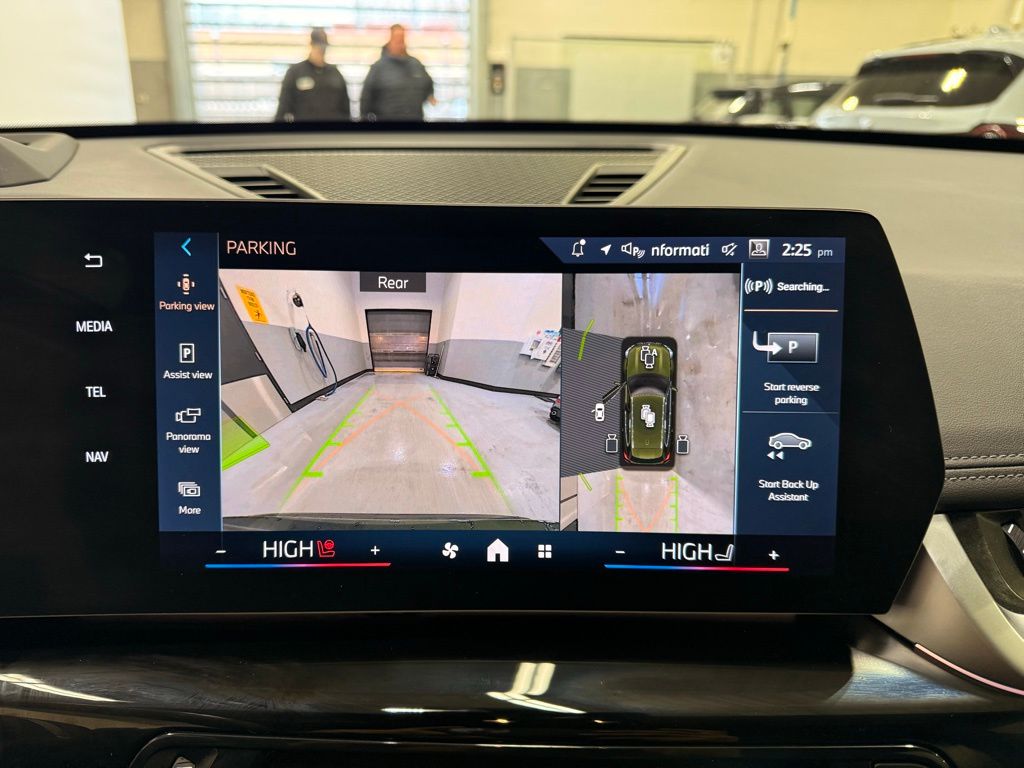 Thumbnail: 2025 BMW X1 - 17