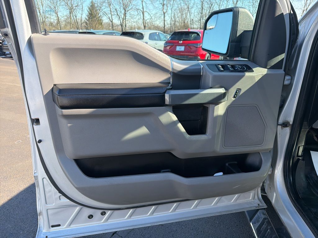 Thumbnail: 2017 Ford F-150 - 18