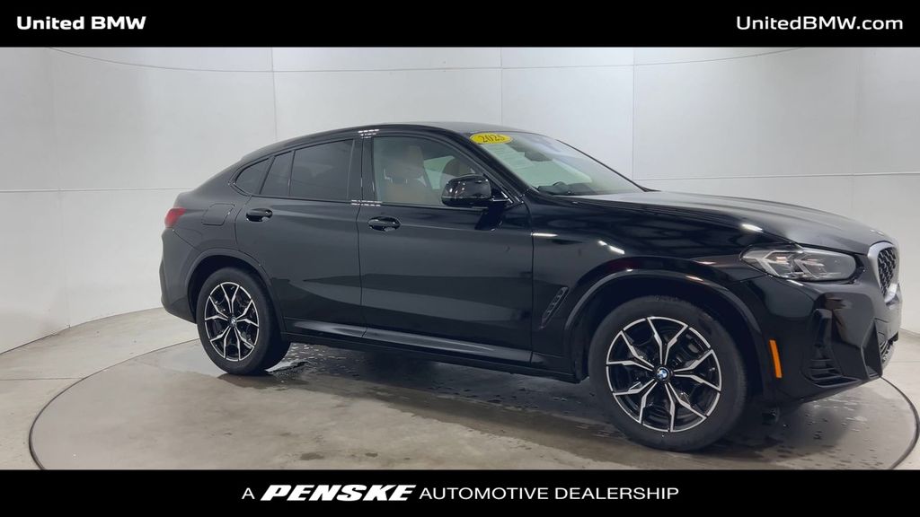 Thumbnail: 2025 BMW X4 - 2