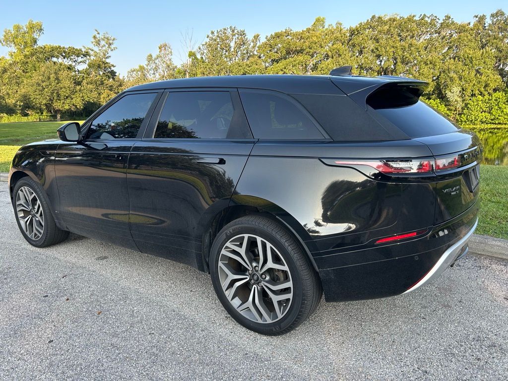 Thumbnail: 2020 Land Rover Range Rover Velar - 3