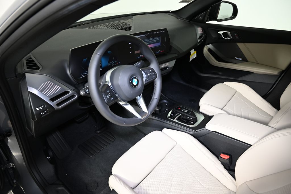 Thumbnail: 2026 BMW 2 Series - 15