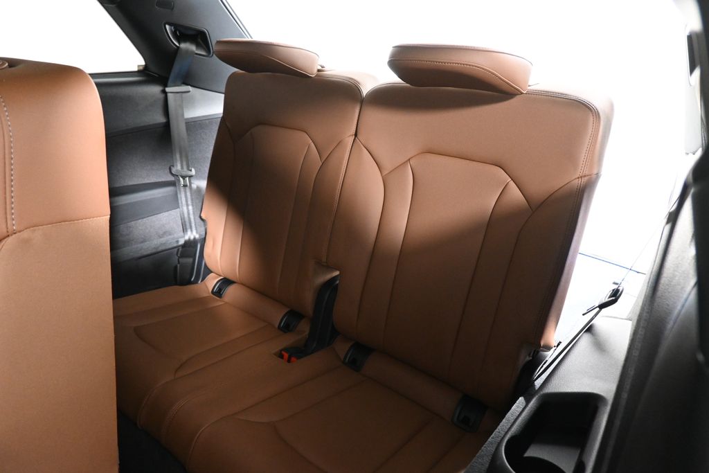 Thumbnail: 2026 Audi Q7 - 29