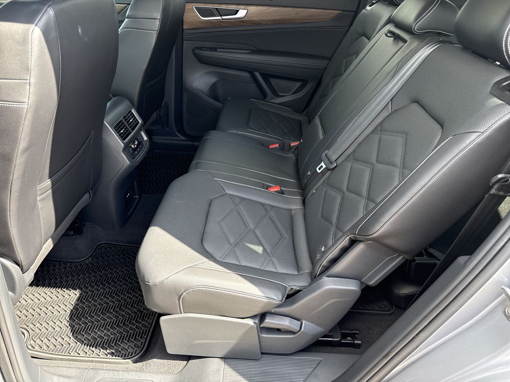 2024 Volkswagen Atlas 2.0T SE w/Technology Silver at DeMontrond Auto Country