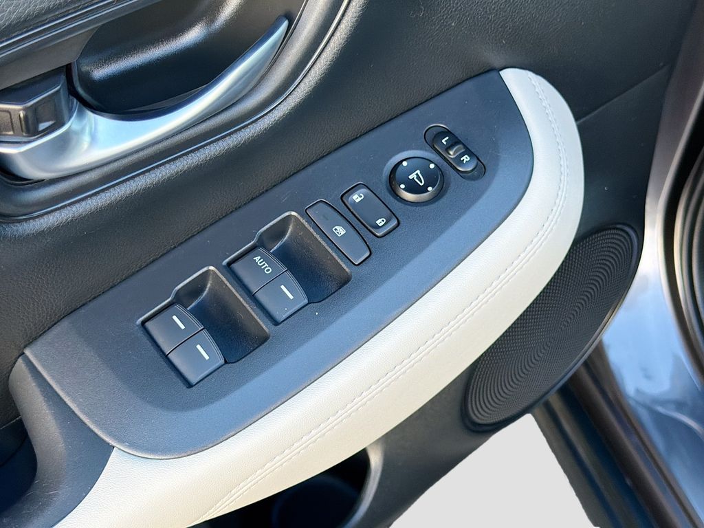 Thumbnail: 2024 Honda HR-V - 17