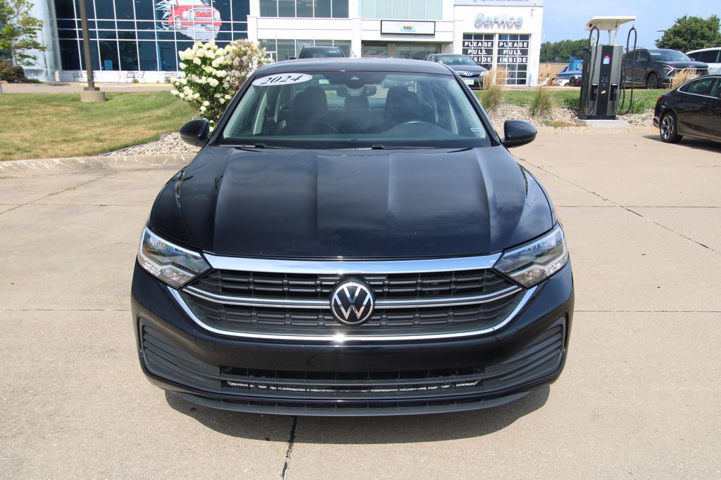 Used 2024 Volkswagen Jetta Sedan