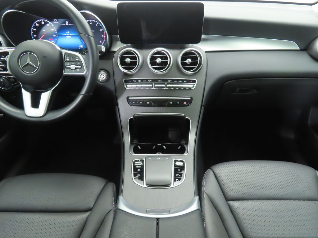 2022 Mercedes-Benz GLC 300 13