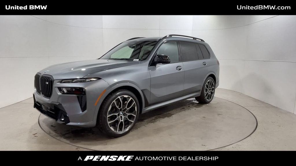 2025 BMW X7 M60i 4