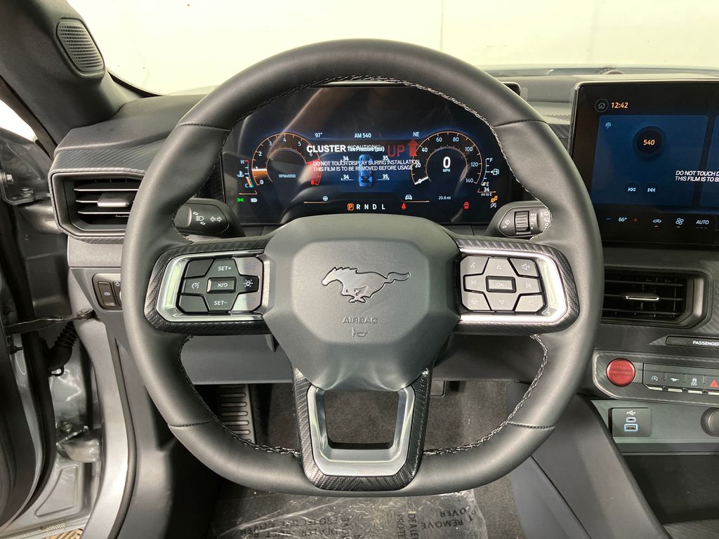 2025 Ford Mustang EcoBoost photo 11
