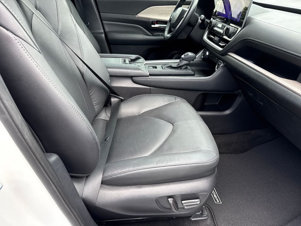 Used 2024 Toyota Grand Highlander SUV