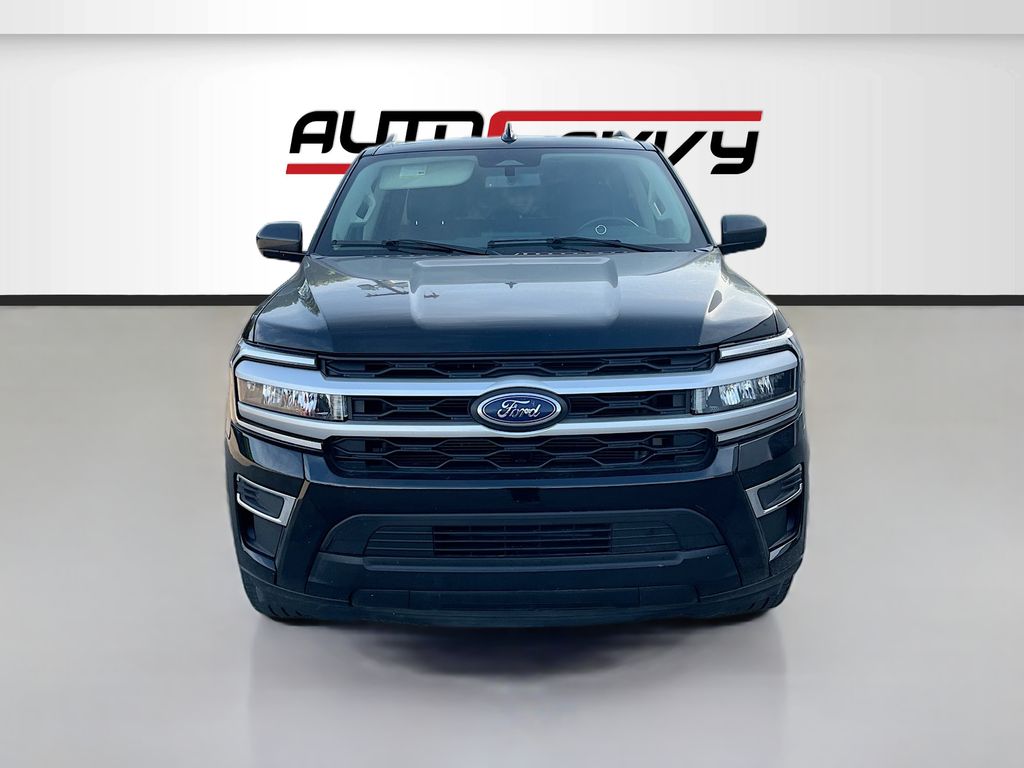 Used 2024 Black Ford XLT image 2