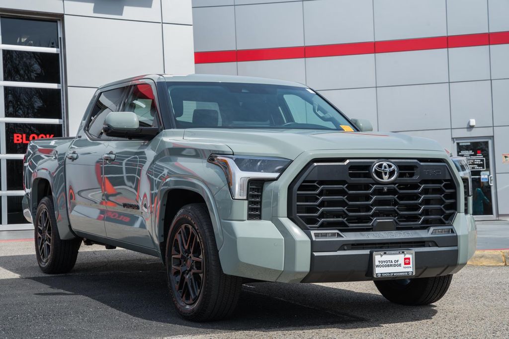 2023 Toyota Tundra SR5 CrewMax Cab 4WD