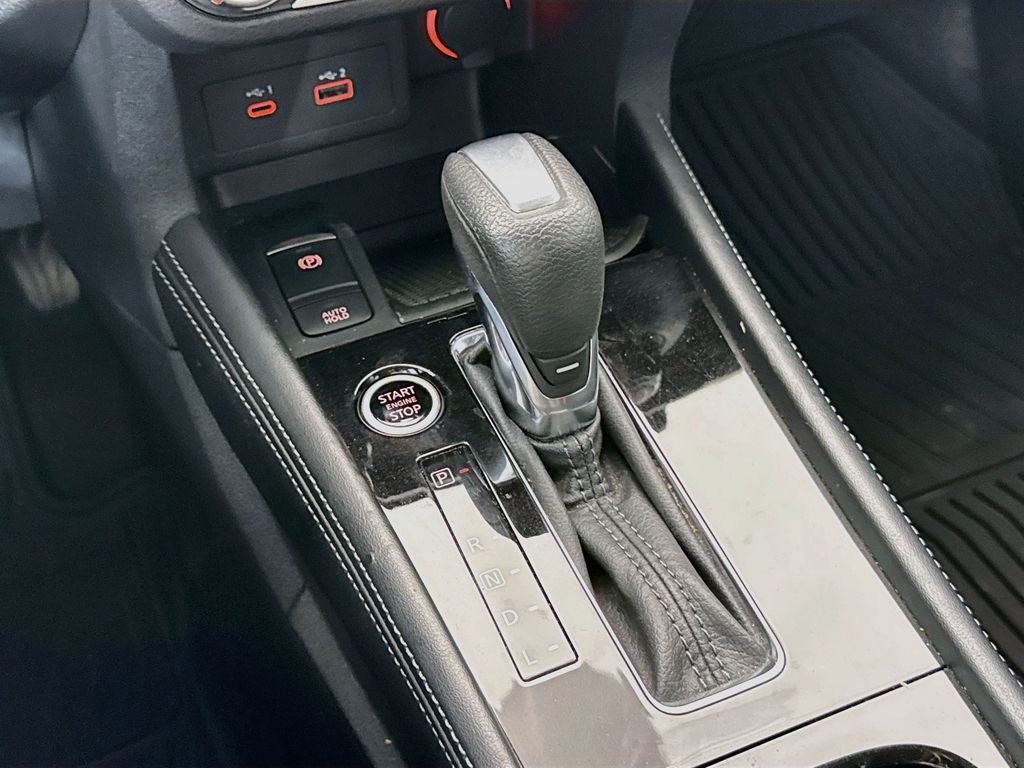 2024 Boulder Gray Pearl Nissan Kicks SV FWD SUV