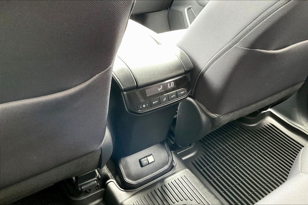 Used 2023 Toyota Highlander SUV