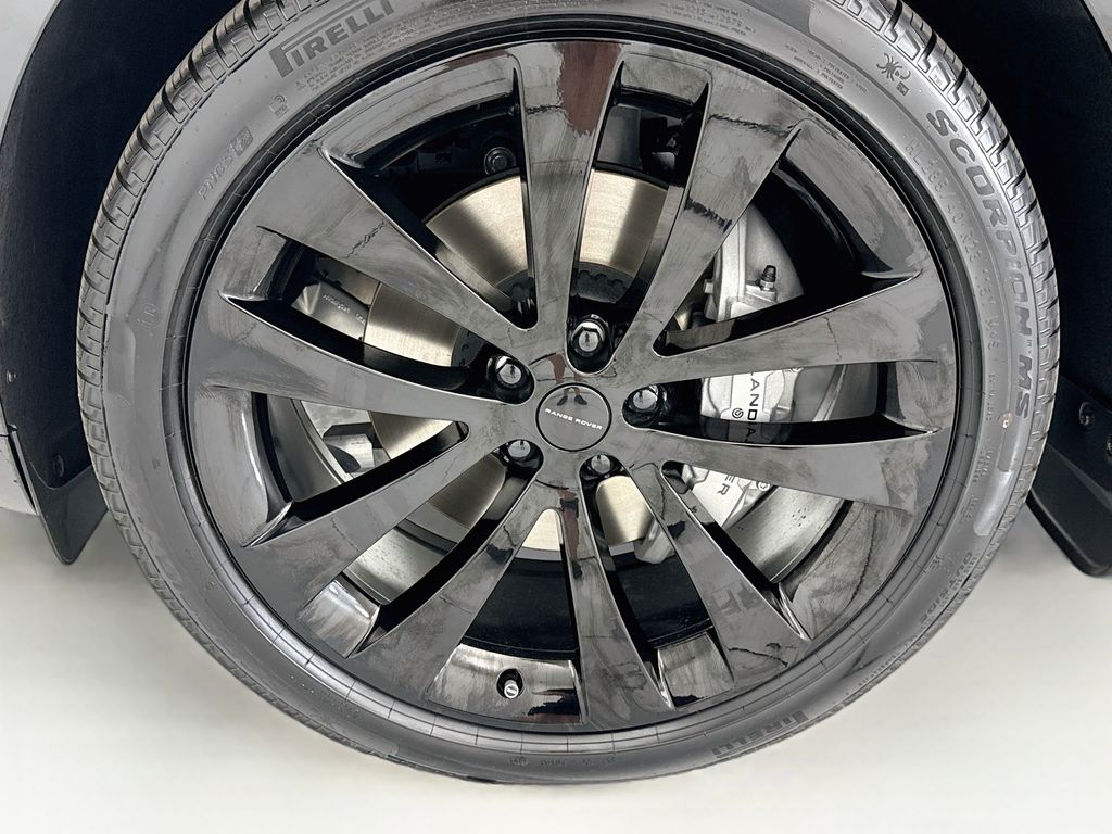 Thumbnail: 2026 Land Rover Range Rover Sport - 29