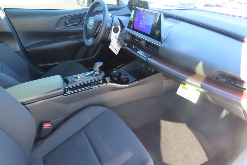 Thumbnail: 2026 Toyota Prius - 18