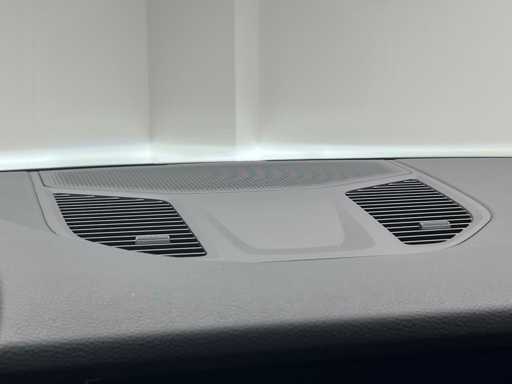 Thumbnail: 2026 Porsche Cayenne - 12