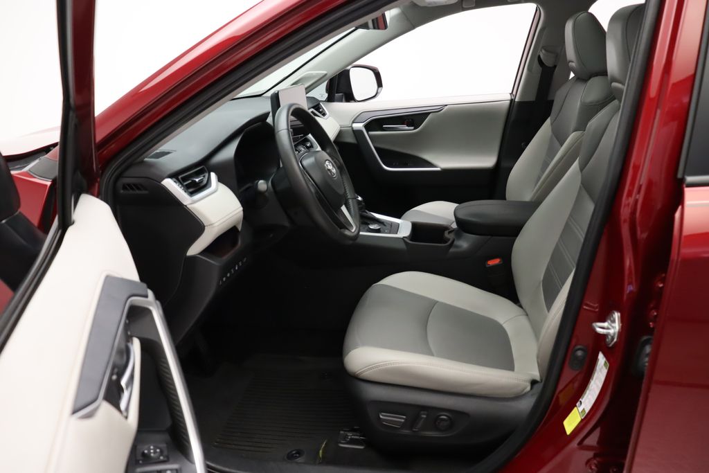 2024 Toyota RAV4 Limited 14