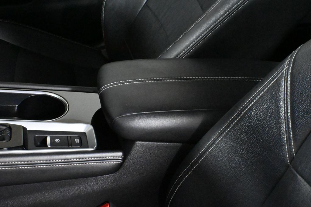 2021 Nissan Altima SL 26