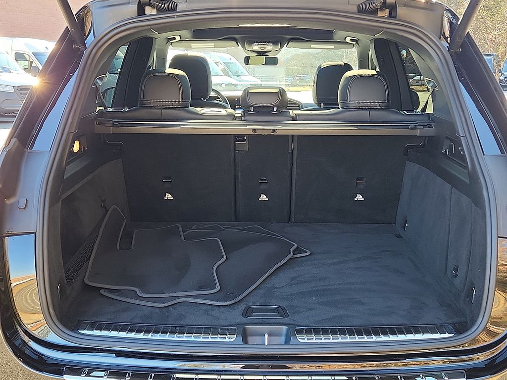 Thumbnail: 2025 Mercedes-Benz GLE - 27