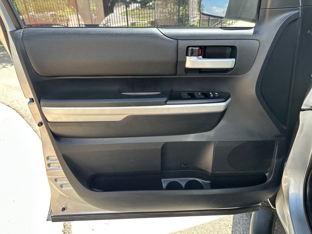Used Car 2015 Toyota Tundra  For Sale Under $25,000 In Austin, Texas