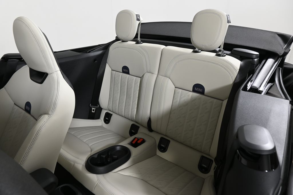 Thumbnail: 2026 MINI Cooper - 28