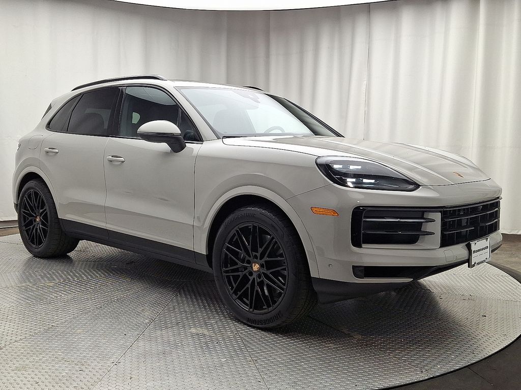 Thumbnail: 2025 Porsche Cayenne - 3