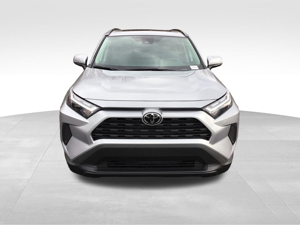 Thumbnail: 2025 Toyota RAV4 - 8
